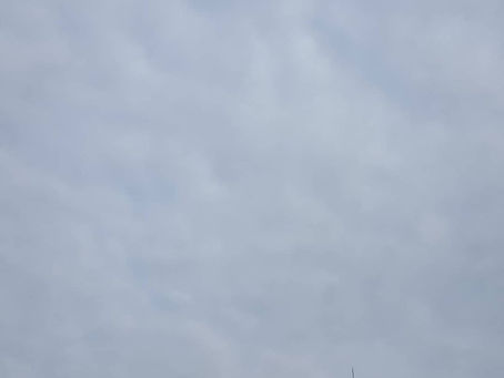 おはようございます。長崎は曇りです。素敵な日曜日をお過ごしください。
♪( ´▽`)☁
