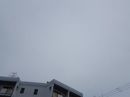 おはようございます。
長崎は曇りです。素敵な火曜日をお過ごしください♪😊☁