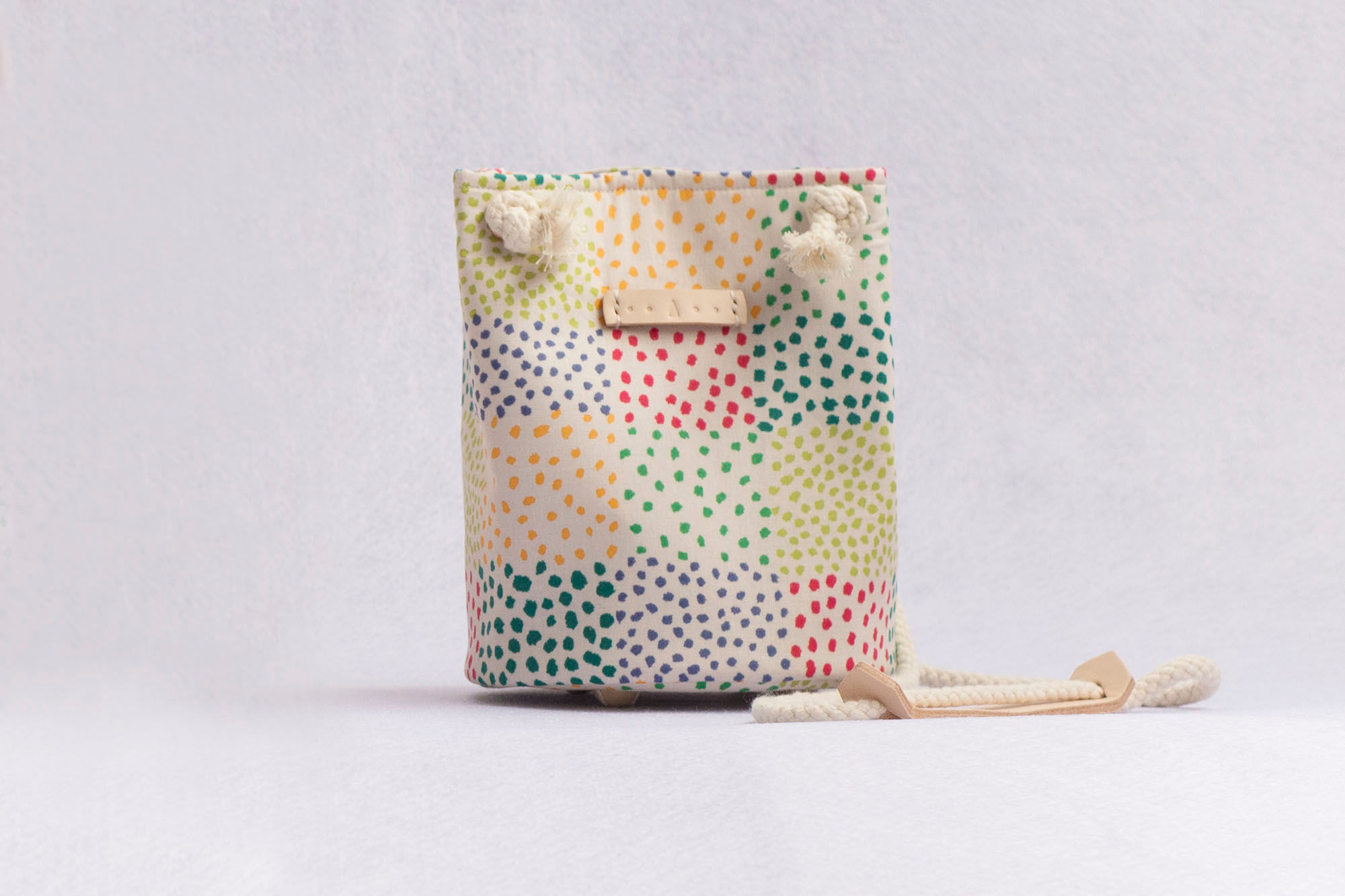 長洲 島中坊研 island workbench cheung chau  香港 Hong kong 皮 皮革 lather lady girl gift 女士 女朋友 禮物 日本布料 japan cotton 圓筒 袋 circle