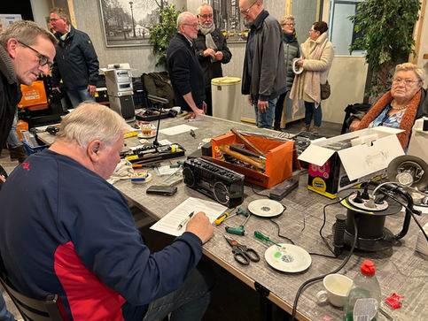 Druk bezocht repaircafé!