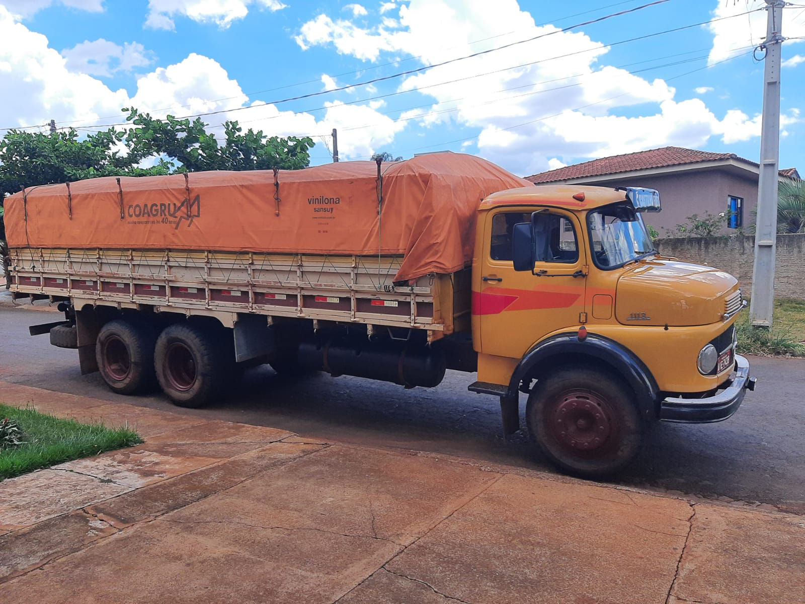 CAMINHÃO MERCEDEZ 1113