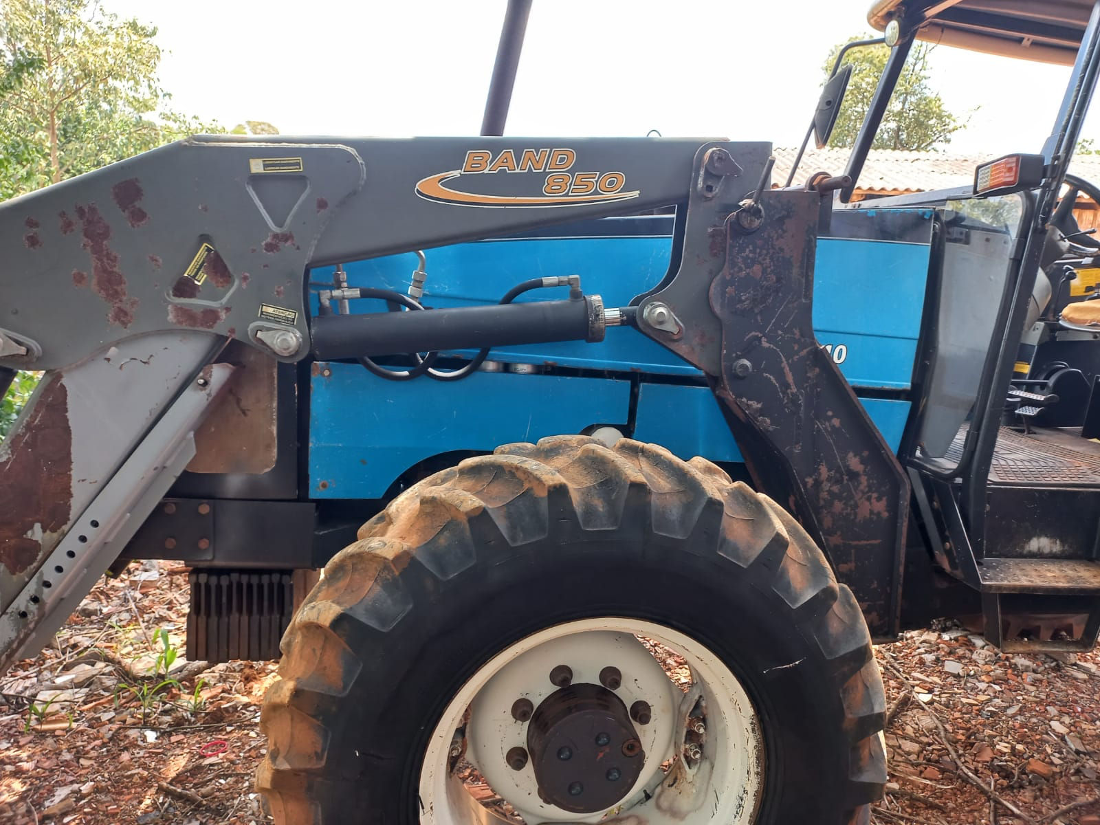 Valtra Bm 110 conjunto frontal lamina concha e beg