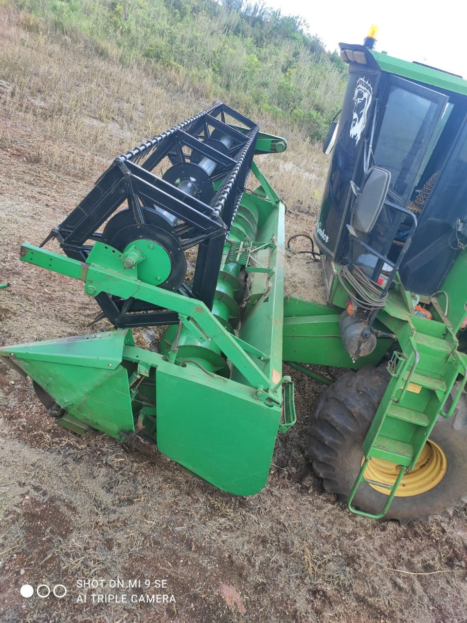 Colheitadeira John Deere 1175