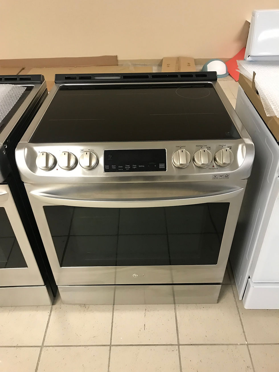 LG LSE4616ST Induction Range, Slide In, 30 inch Exterior Width,Self Clean