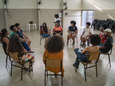 Grupo Trançar Terapêutico do Afropira realiza formatura da primeira turma de trancistas em Piracicaba (SP)