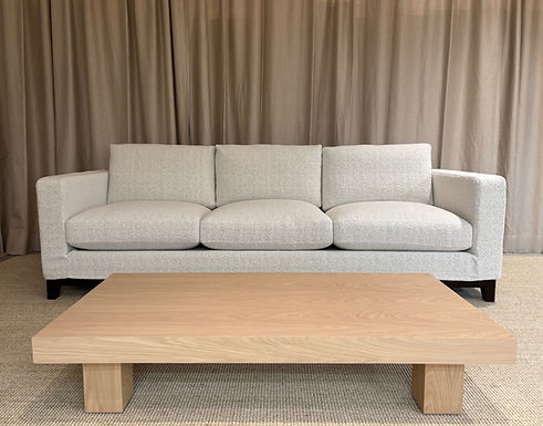 Manhattan classic karakorum_edited.jpg