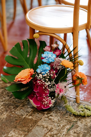 Bright and Textural Spring Wedding Inspired by Avatar in St. Petersburg, Florida