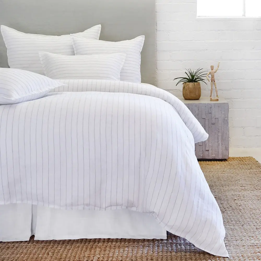 Blake Queen Duvet, Ocean & White