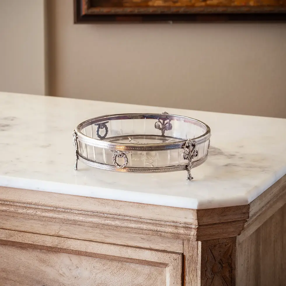 Gentleman's Bureau Tray