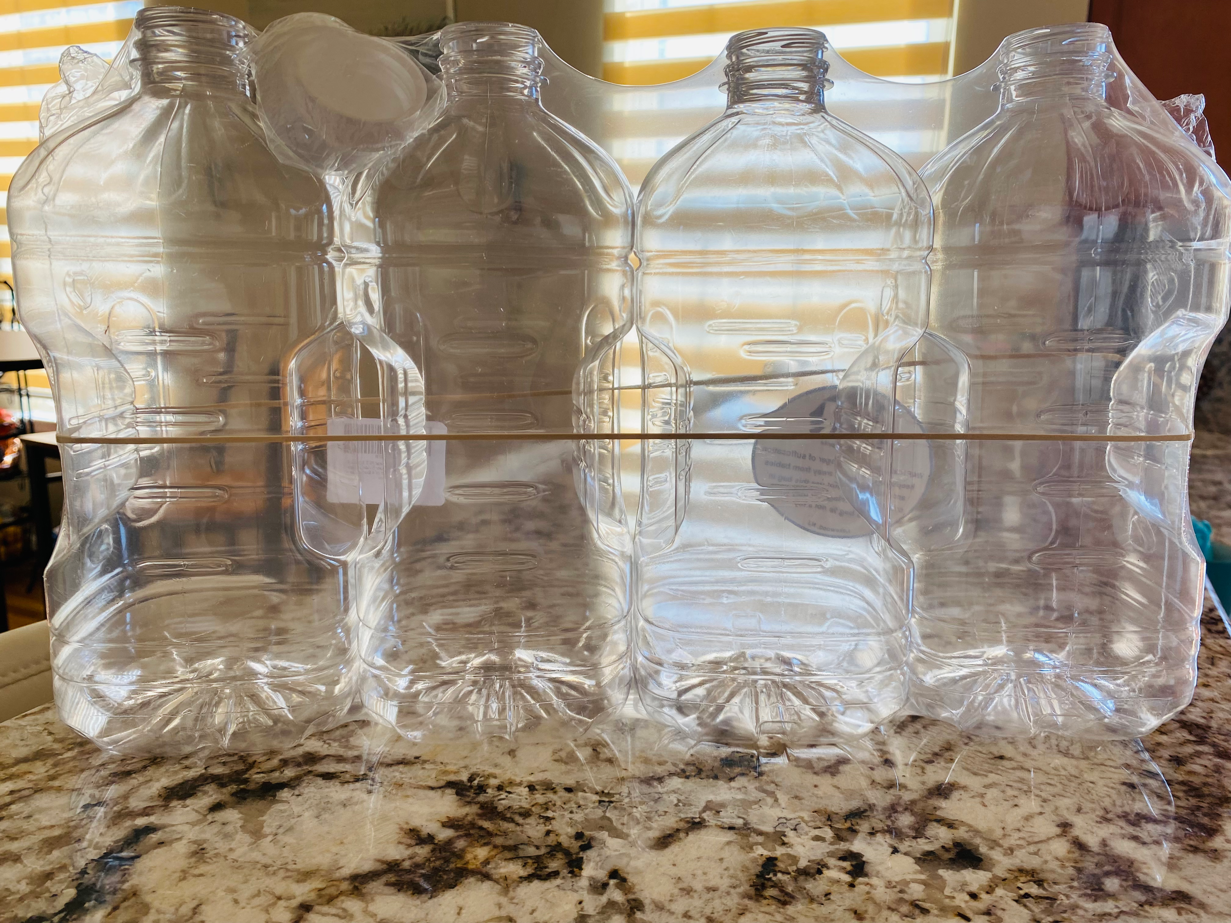 Half Gallon cocktail 64oz.