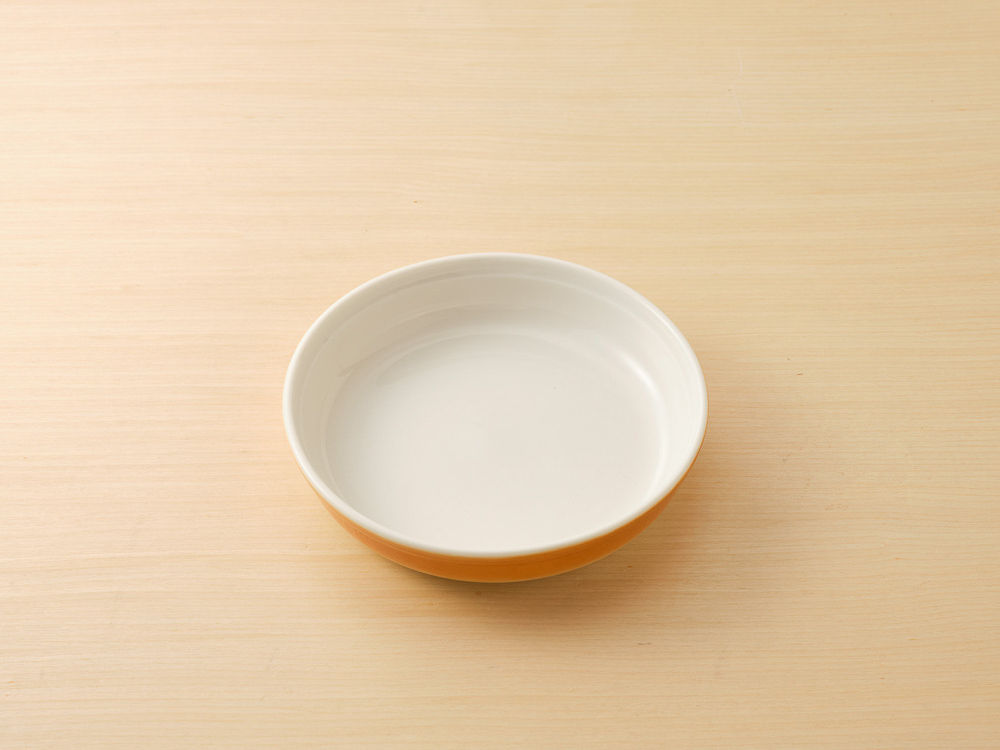 4B.00.18橘黃色小圓烤皿