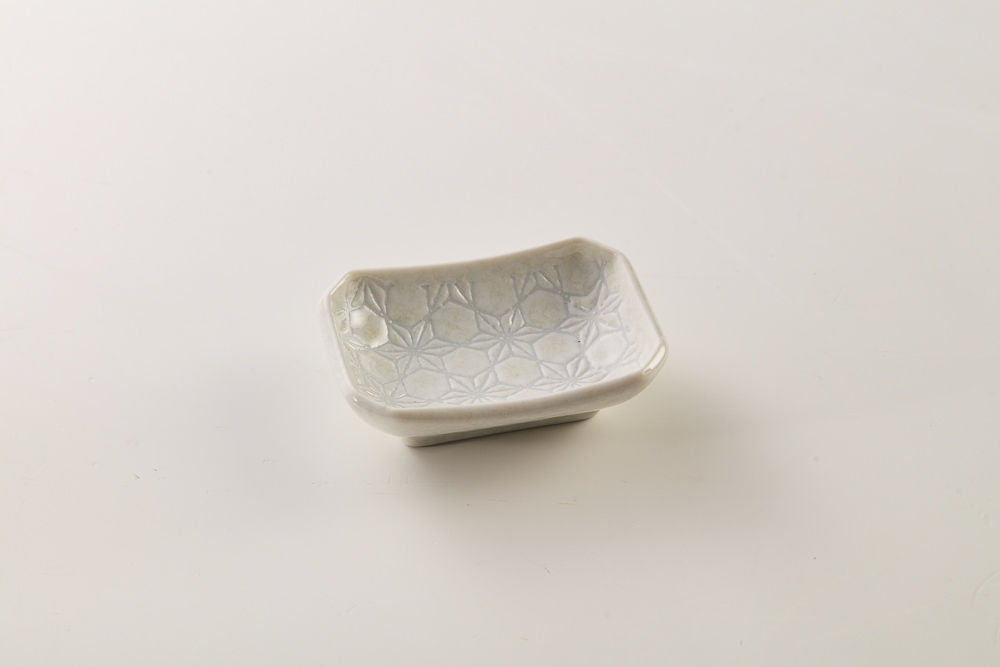 5D.00.18日式長方花紋醬料碟