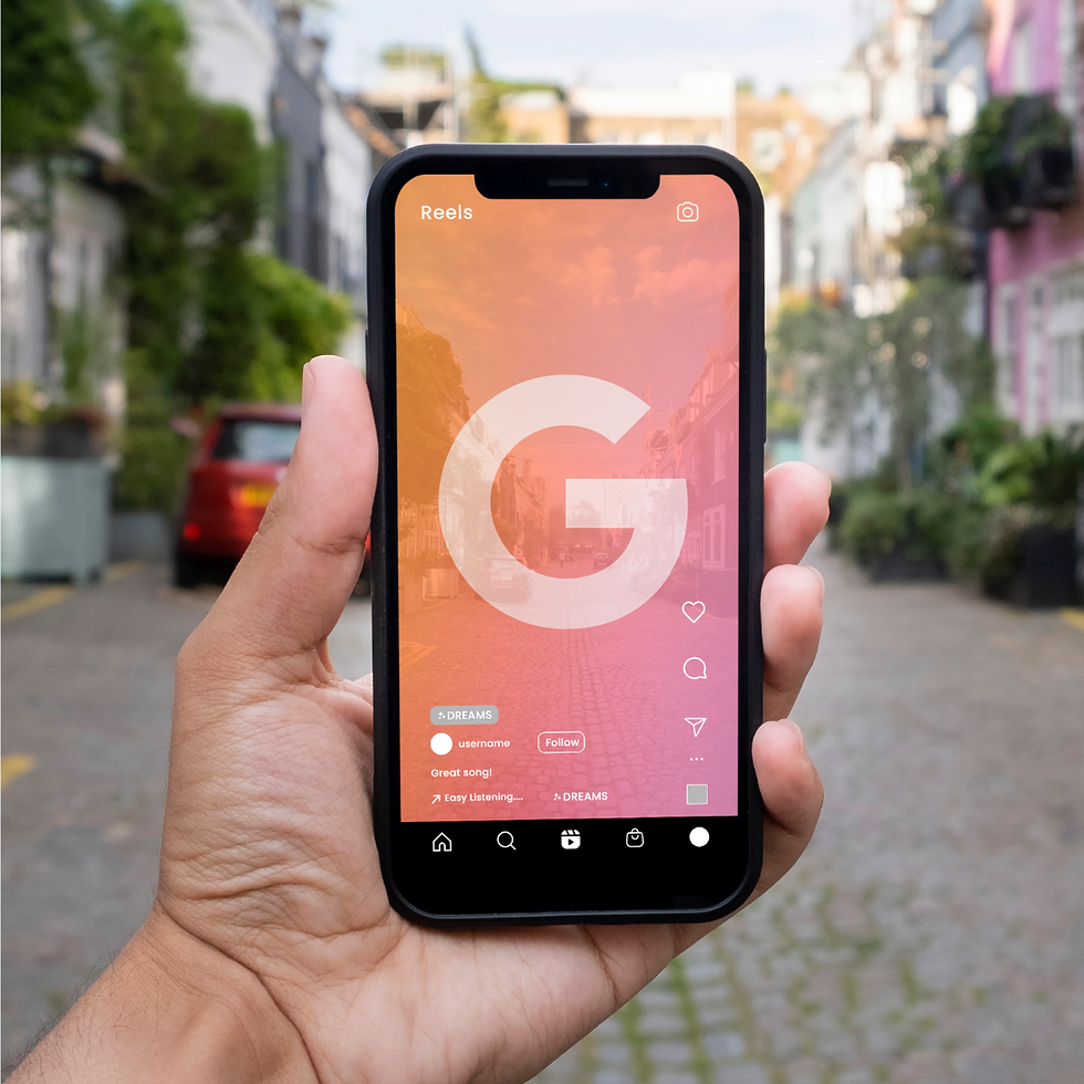 imagem de um celular reproduzindo um reels, no reels a logo do google aparece em destaque centralizado no celular