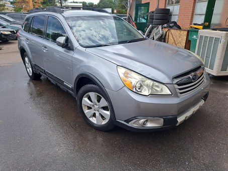 2011 Subaru Outback 2.5L Silver 191k CVT Automatic Transmission