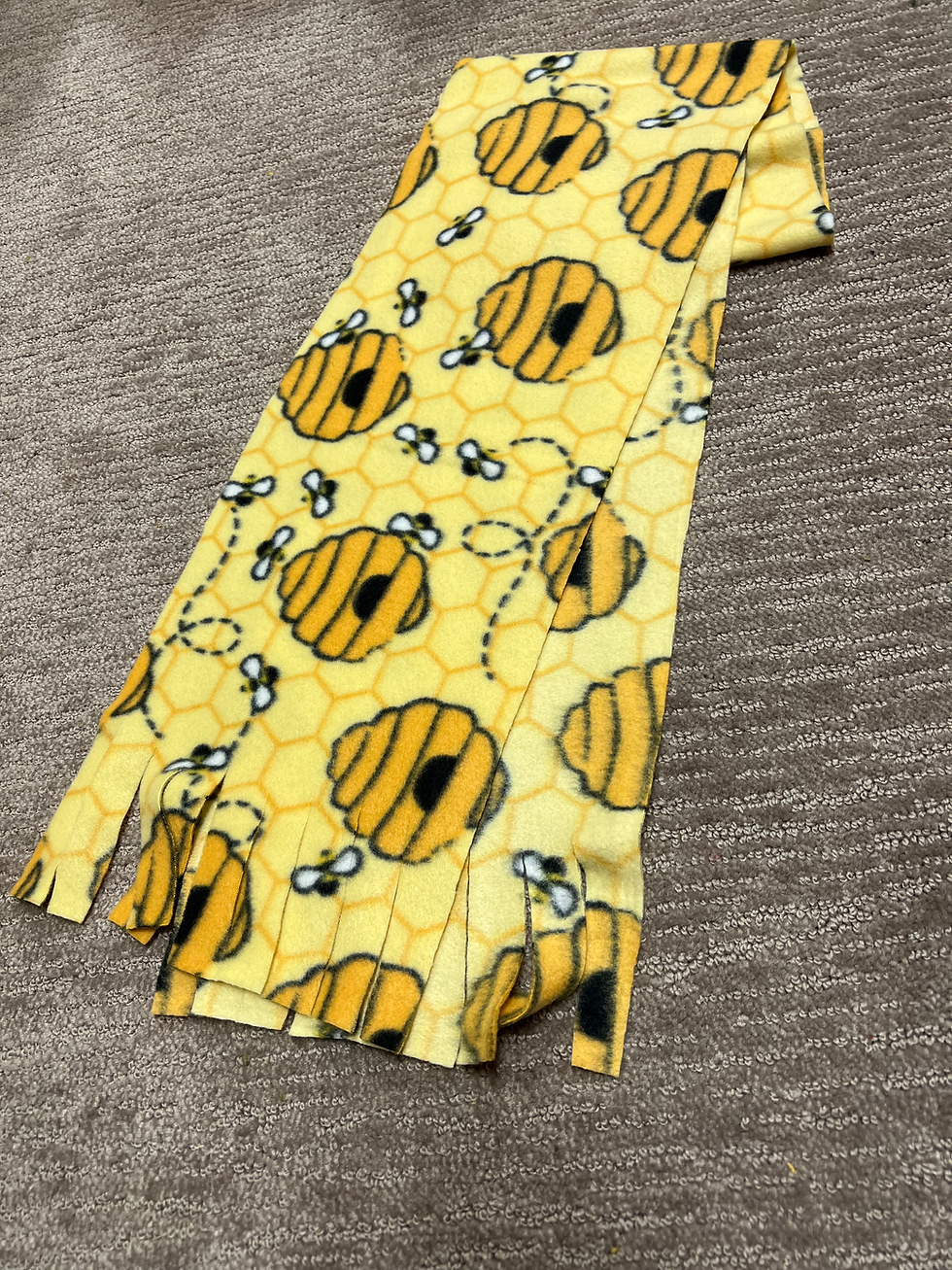 Thumbnail: Fleece Bee  Scarf
