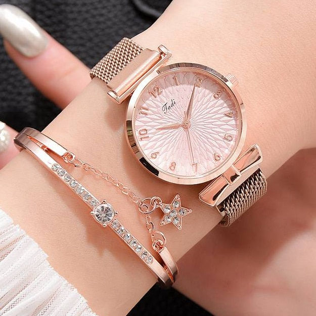 Thumbnail: Luxury Women Bracelet Quartz Magnetic Watch Ladies Sports Pink Relogio Feminino