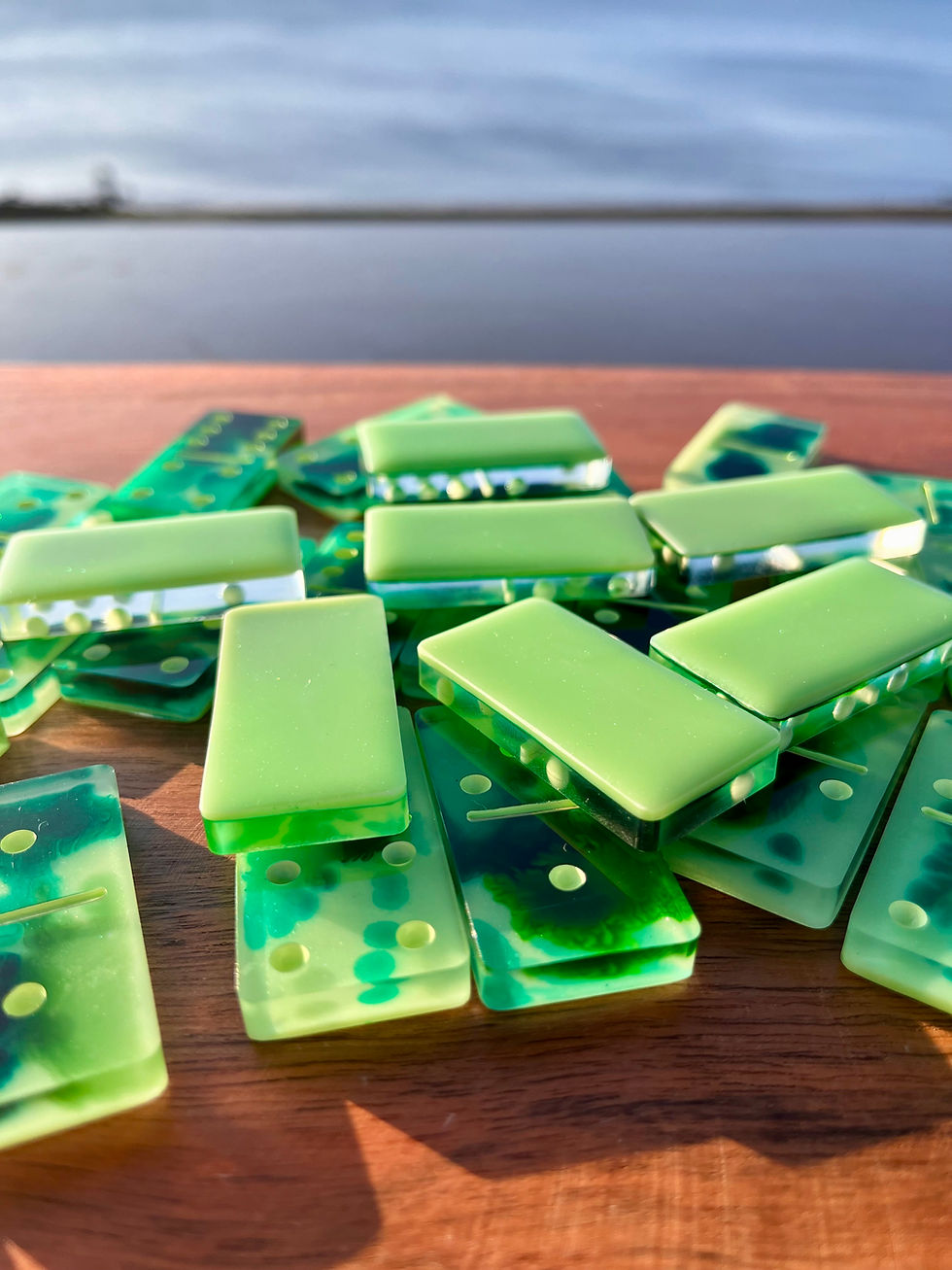 Thumbnail: 'Emerald Hollow' Resin Dominoes
