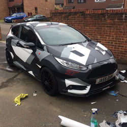 Ford Focus ST camo wrap #ford #fordst #fordfocusst #3m