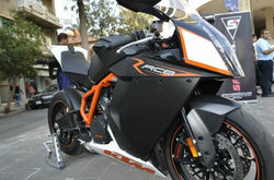 poseur d'adhésifs covering