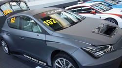 poseur d'adhésifs covering