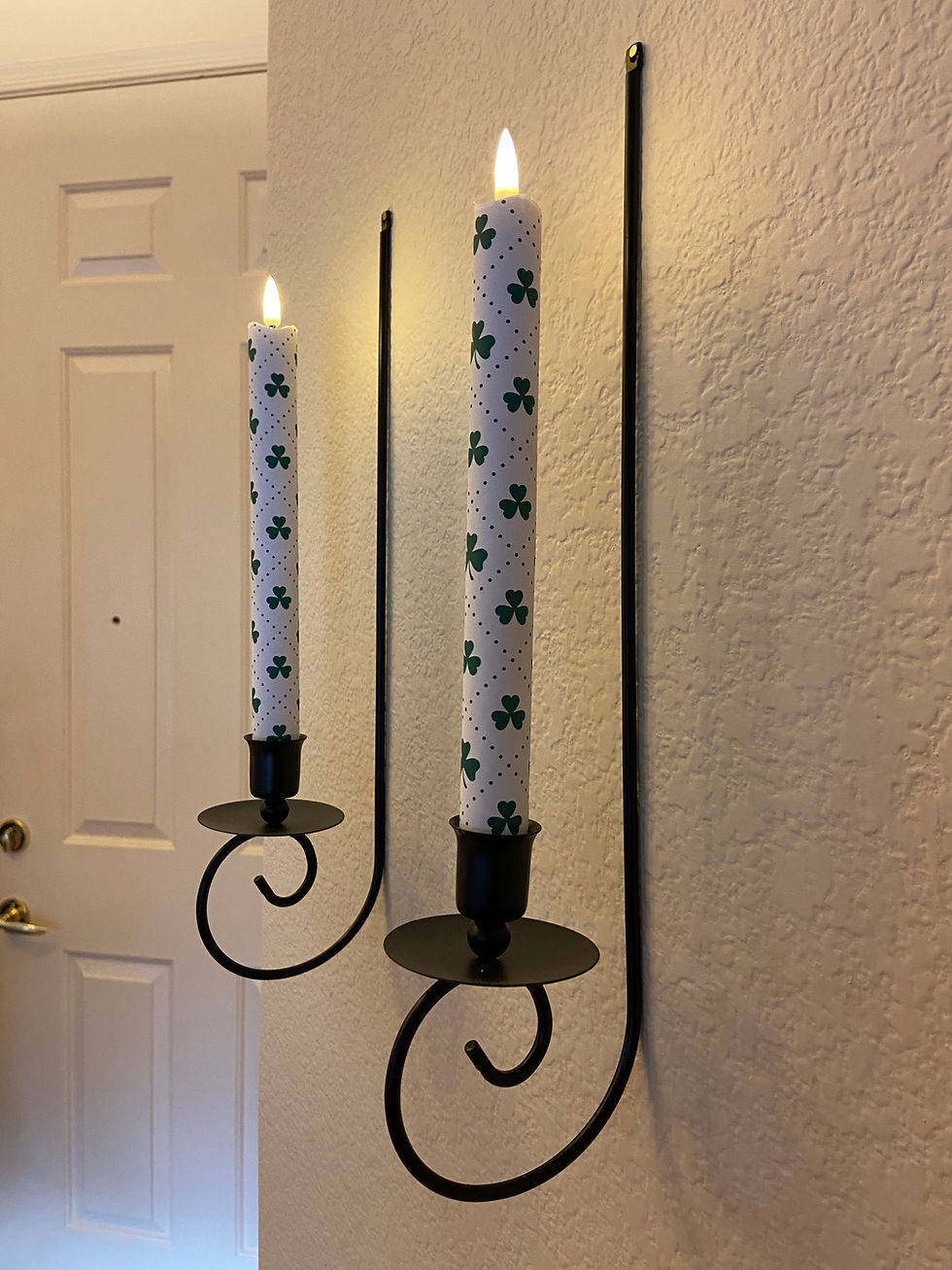Thumbnail: Green & White Shamrocks Flameless Taper Candles, Wax LED Candles Set with Remote