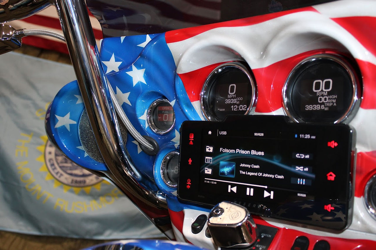 Two Chins custom turbocharged 2010 Harley-Davidson trike airbrushed by renowned artist Mickey Harris that chronicles 250 years of American history