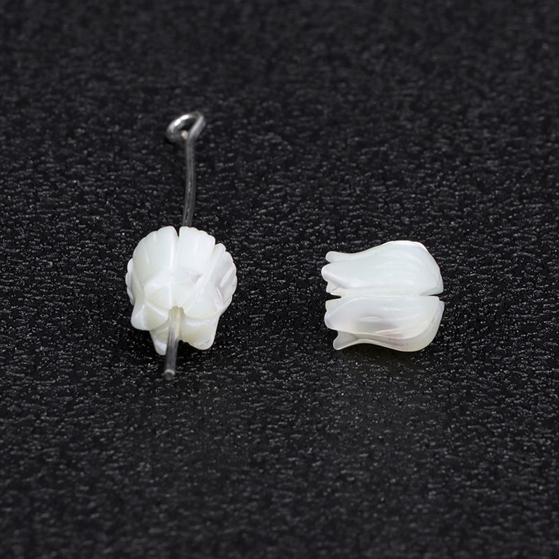 Thumbnail: 100% Natural Carved Flower Shell Middle Drill Cute Flowers Mother of Pearl Bead 