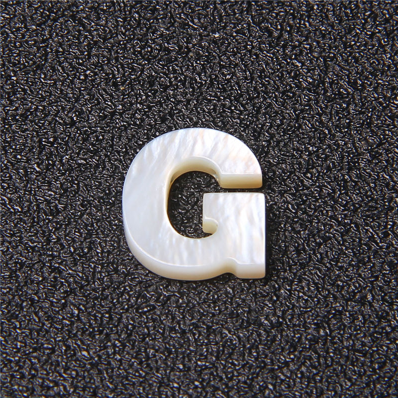 Miniaturbild: Natural Letter Pearl Shell Bead 26 Capital Letter White Drilled Seashell 