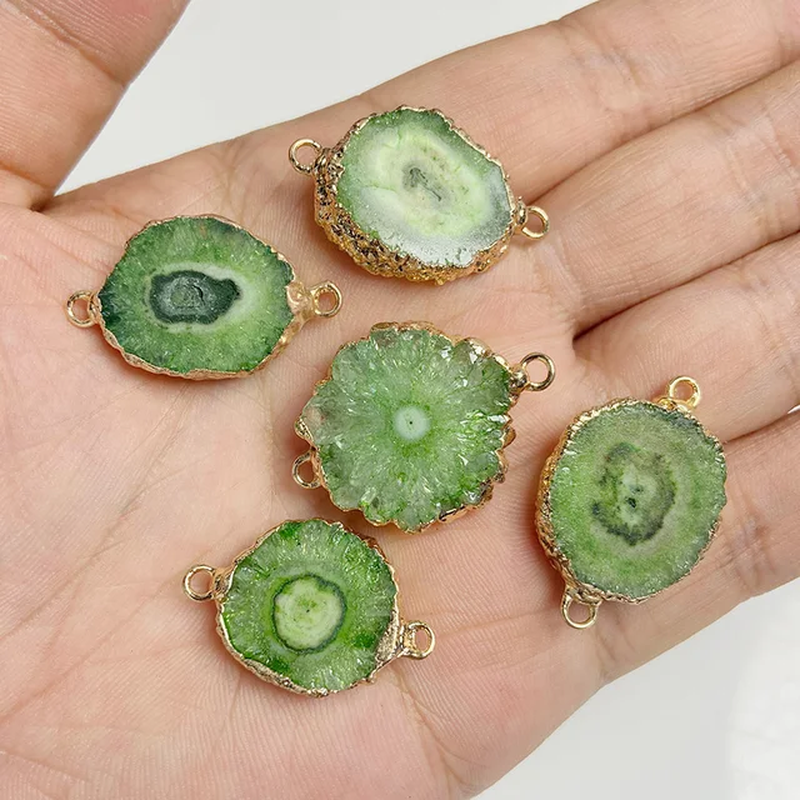 Miniature : Natural Stone Agat Druzy Pendant Irregular Color Healing Slice Charm 2Pcs/Lot