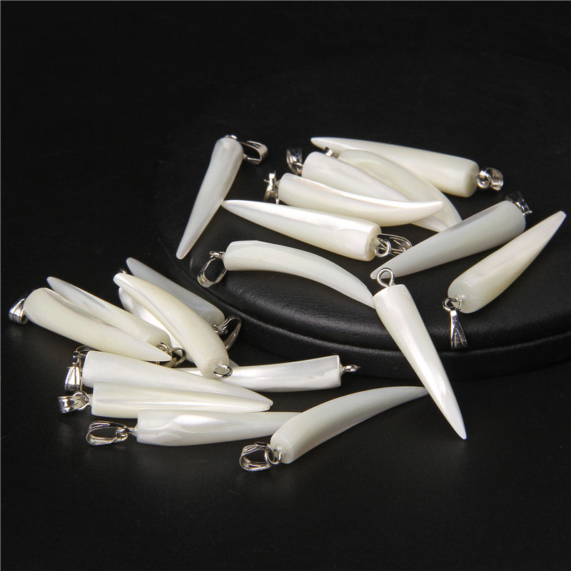 Miniaturbild: White Natural Shell Mother of Pearl Pendants Ivory Shape Fashion Shell Charms 
