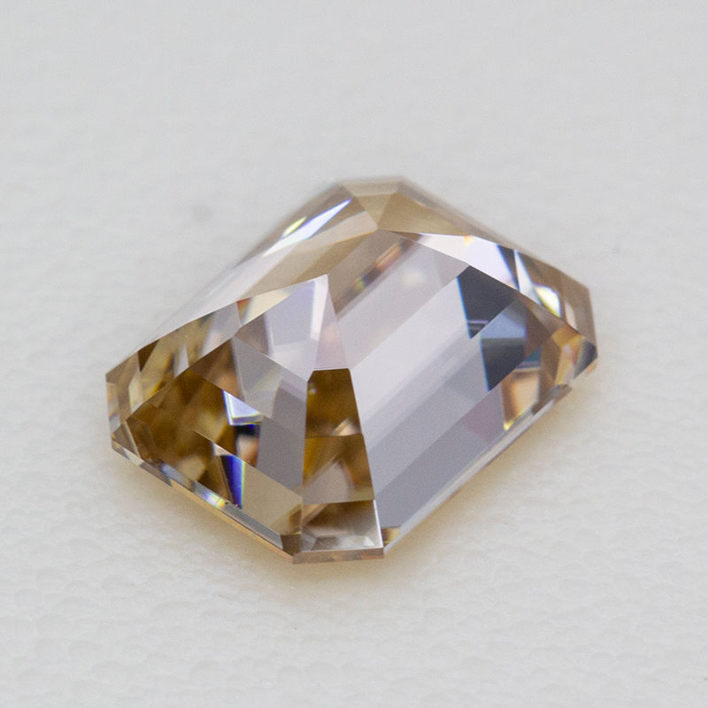 Miniaturbild: Never Fade Champagne Color Moissanite Loose Stone Emerald Cut 3.0ct VVS1 Pass