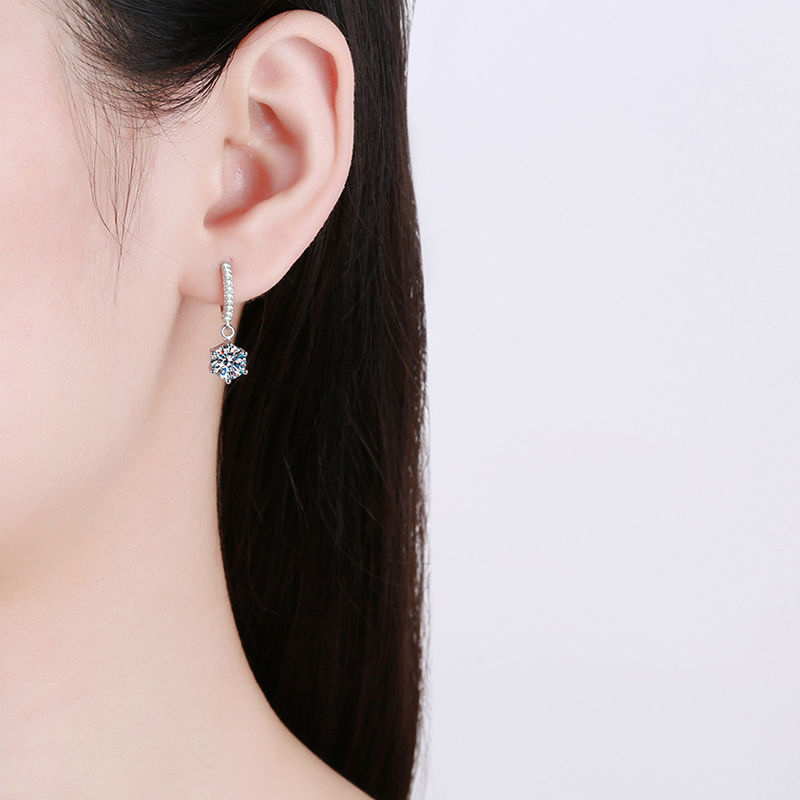الصورة المصغرة: 925 Sterling Silver Earring D VVS1 Diamond with GRA Moissanite Hoop Drop Earring