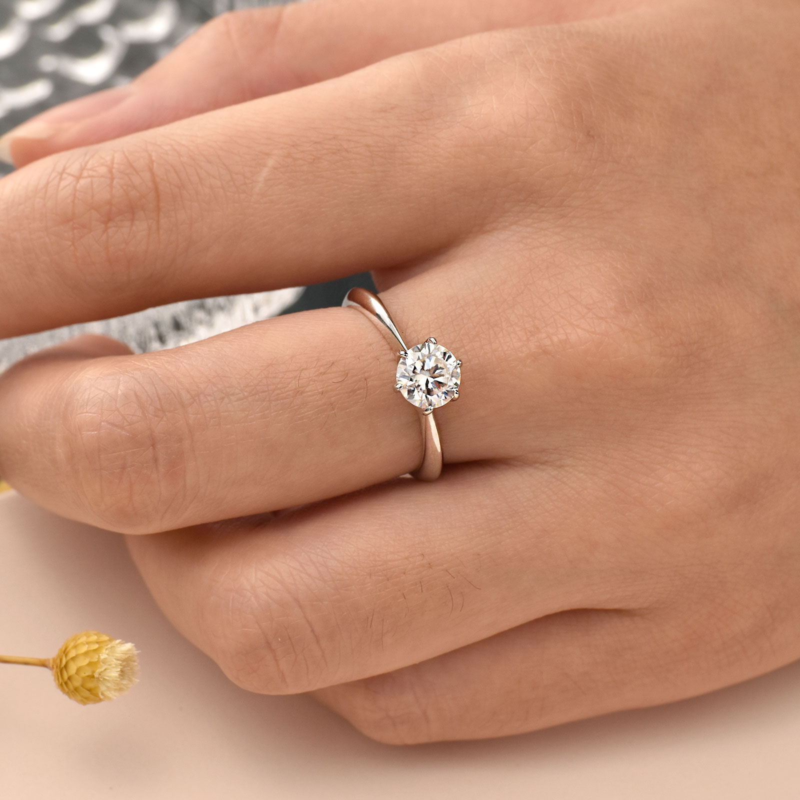 Moissanite Rings for Women 925 Sterling Silver Engagement Ring Solitaire 1 Carat