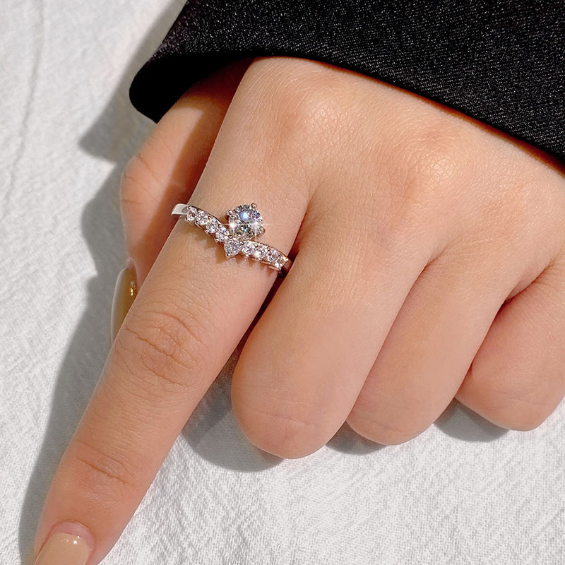 Thumbnail: Luxury Princess Crown Rings for Women Gift 0.5CT Moissanite Solitaire Ring