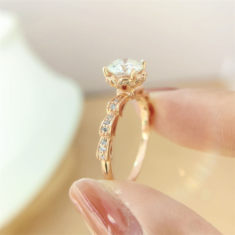 الصورة المصغرة: Sparkling Flower D Color 1CT Moissanite Engagement Ring For Women S925 Sterling 