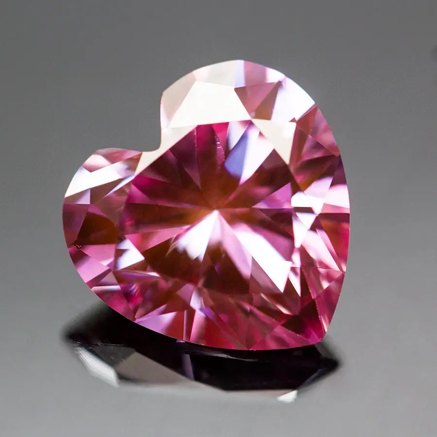 Miniaturbild: Heart Shape Moissanite Stone with Certificate Red Yellow Blue Green Pink Color