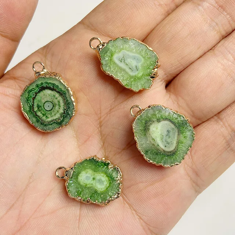 Miniature : Natural Stone Agat Druzy Pendant Irregular Color Healing Slice Charm 2Pcs/Lot