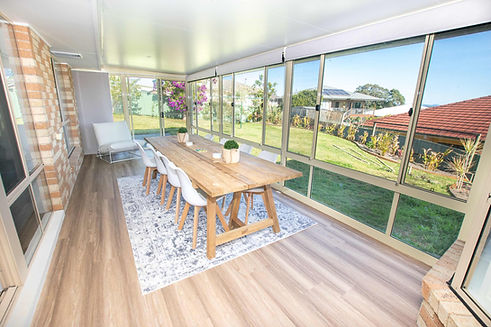Dining Sunroom_low res.jpg