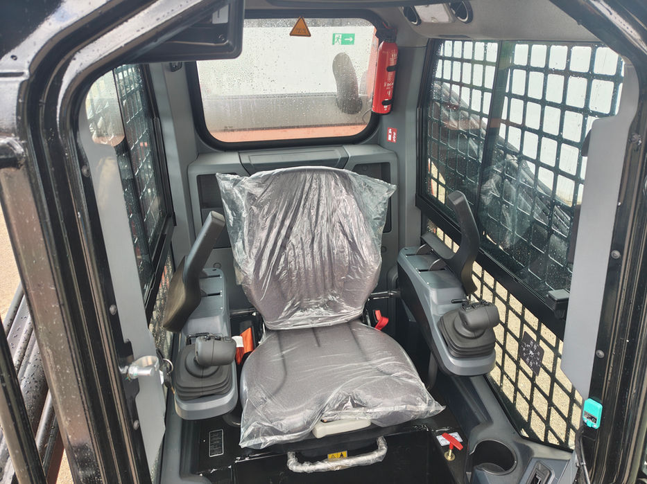 ERS12V Skidsteer