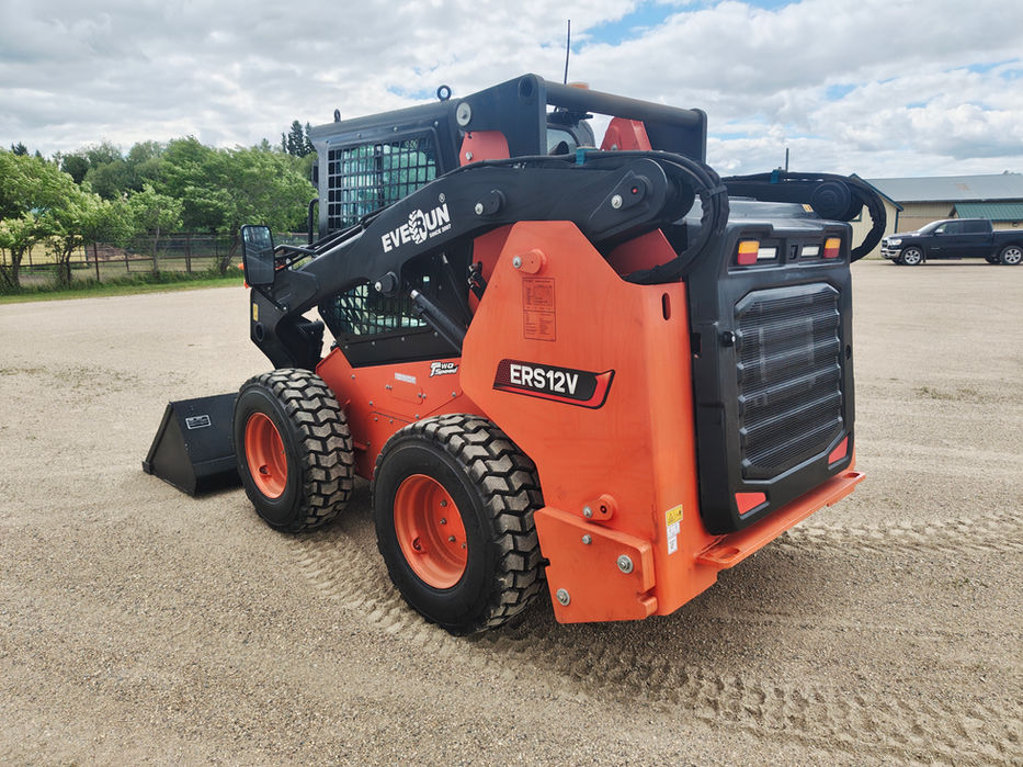 ERS12V Skidsteer