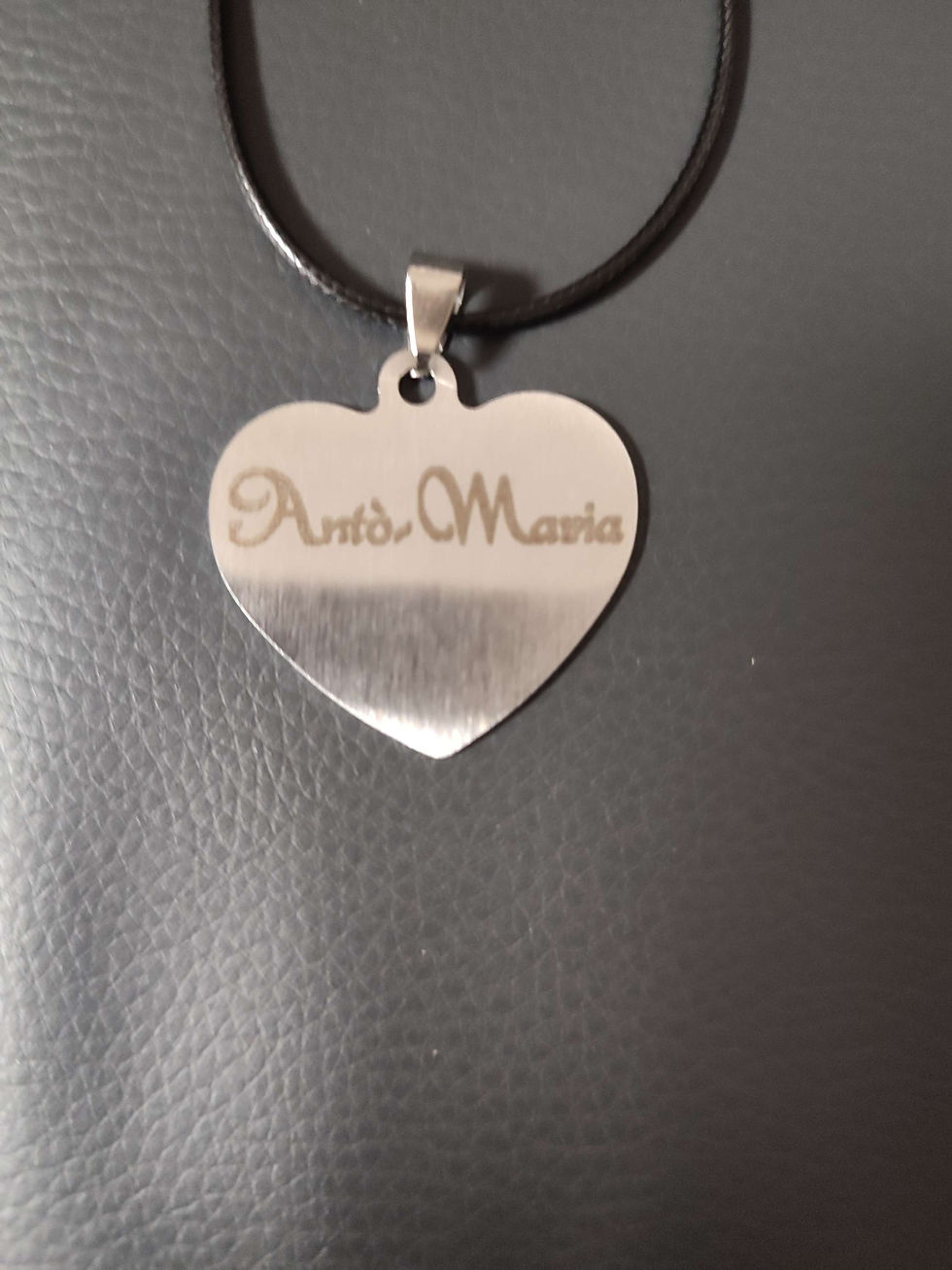 Miniature : Gravure sur pendentif en acier inoxydable 