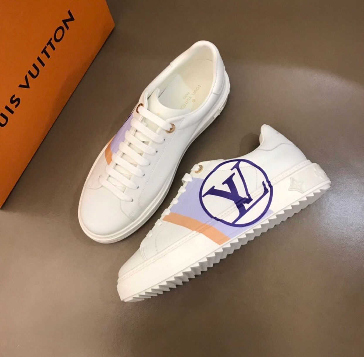 Louis Vuitton Sneaker