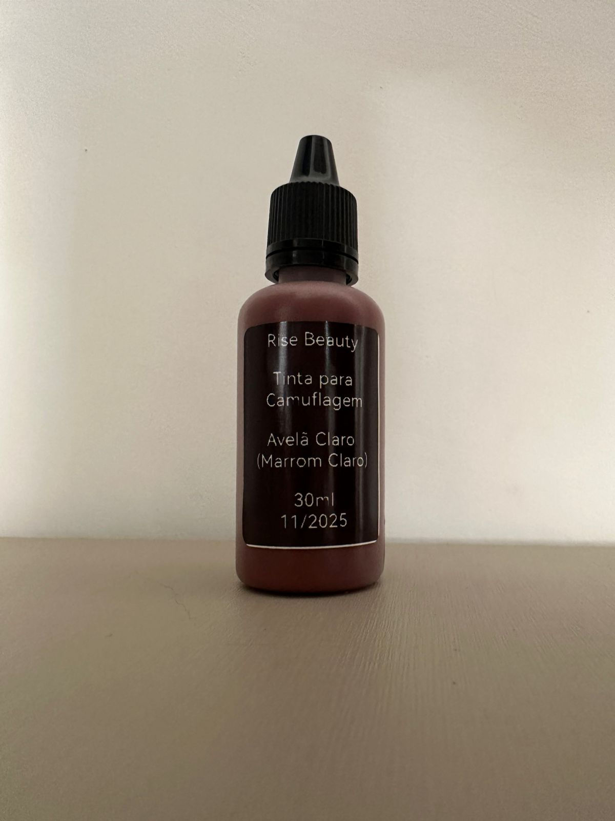 Avelã Claro (Marrom Claro)