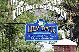 Suzy Woo Presenter at Lily Dale