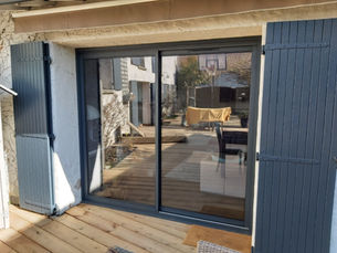 Fenêtres : Le Guide Complet pour une Pose Parfaite et une Maison Économe (cotepose.com)