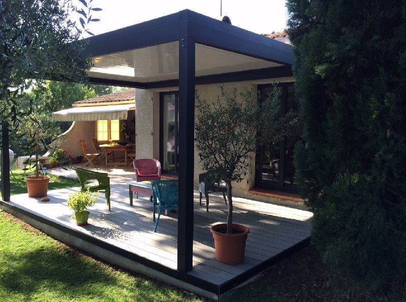 Pergolas grise.jpeg
