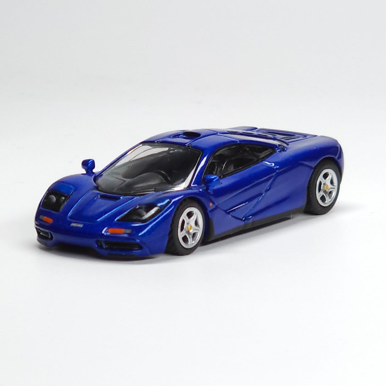 Mini GT McLaren F1 Cobalt Blue #629