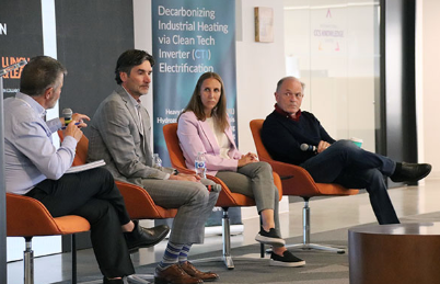 Moderator Bill Whitelaw speaks with Geoff Clark, CEO at Acceleware Ltd., Jane Cavanagh, VP, Production Innovation at Scovan, and Ian MacGregor of Northwest Capital.