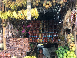 FRUITS, NUTS & CHUTNEY