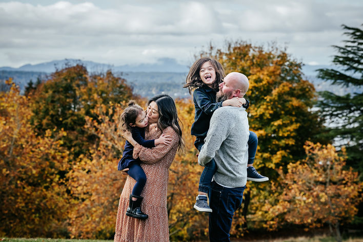 Discovery Park Fall Family Session